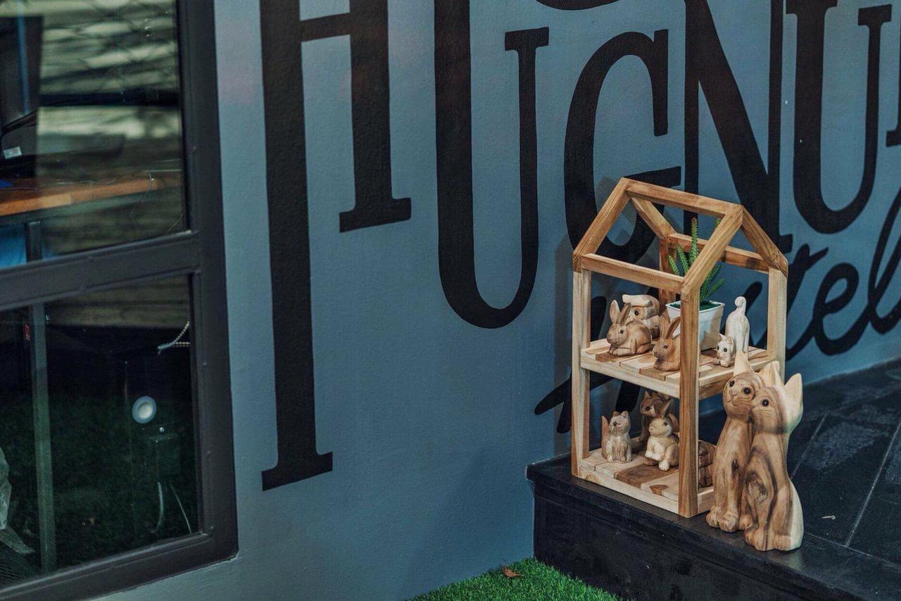 Hugnur Hostel And Coffee Csiangmaj Kültér fotó